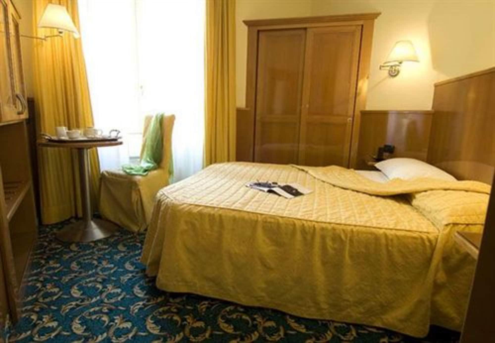Hotel Cinque Giornate Milán Exteriér fotografie